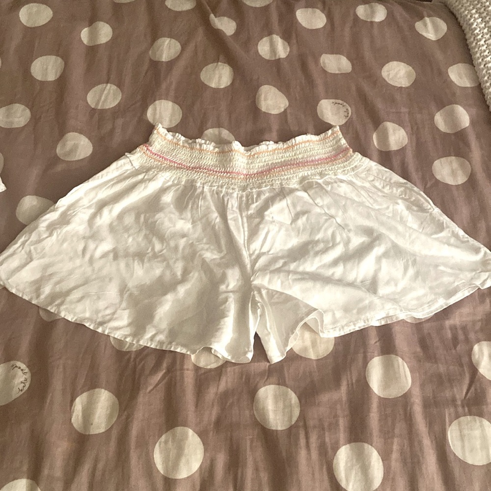 Cabana by Crown&Ivy Flowy Shorts